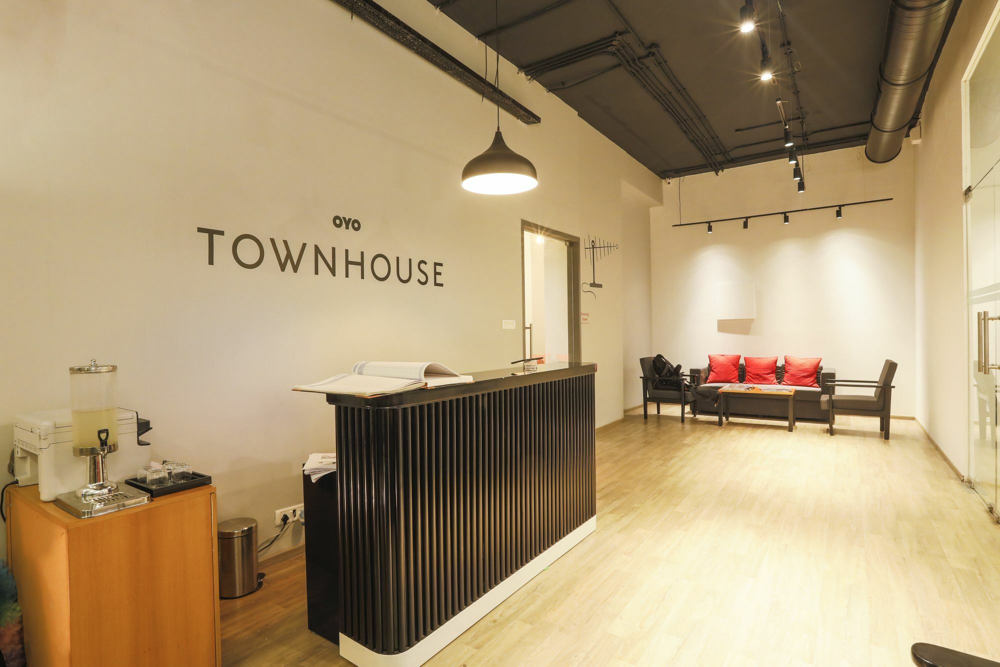 Super Townhouse Bombay Exhibition Centre Goregaon Exterior foto